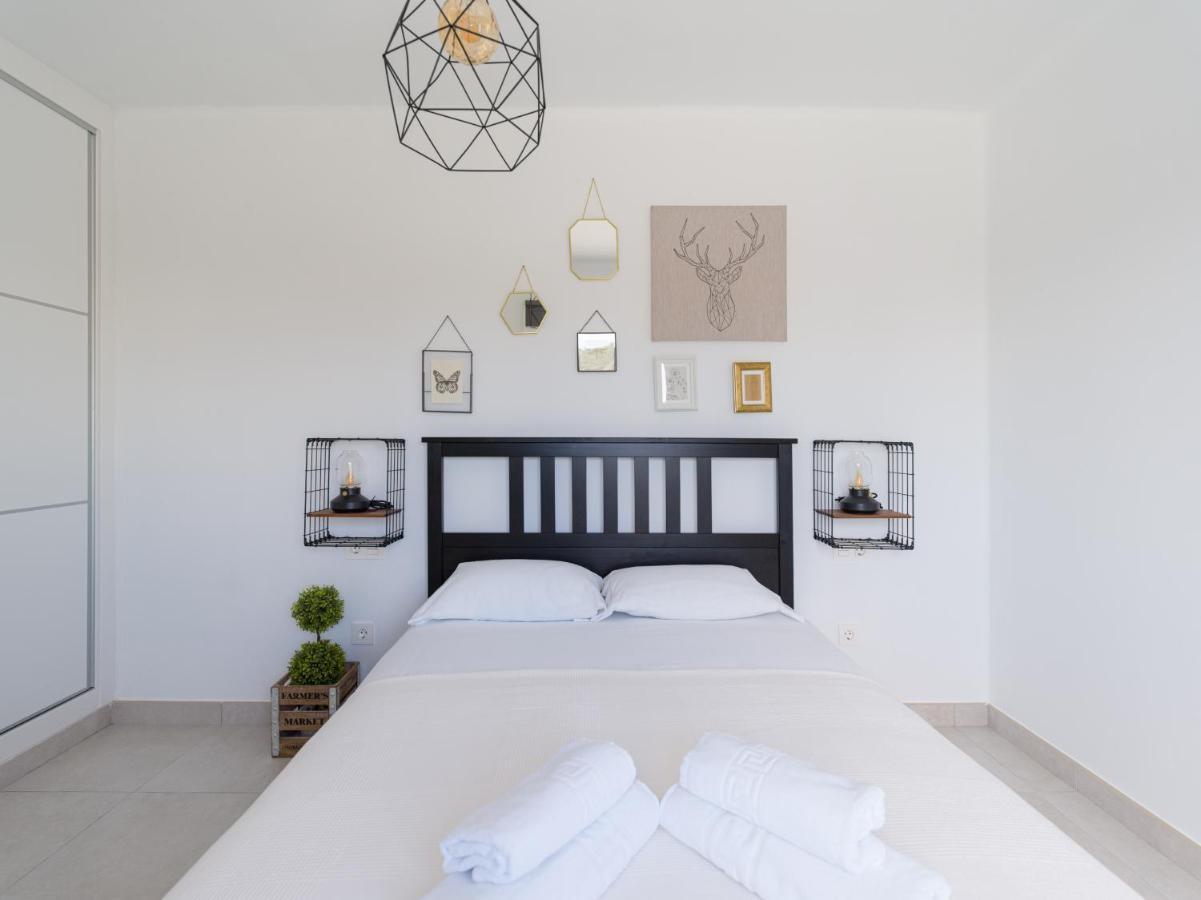 Homeforguest Sunset Senator With Pool And Terrace In كوستا تاغيسي المظهر الخارجي الصورة